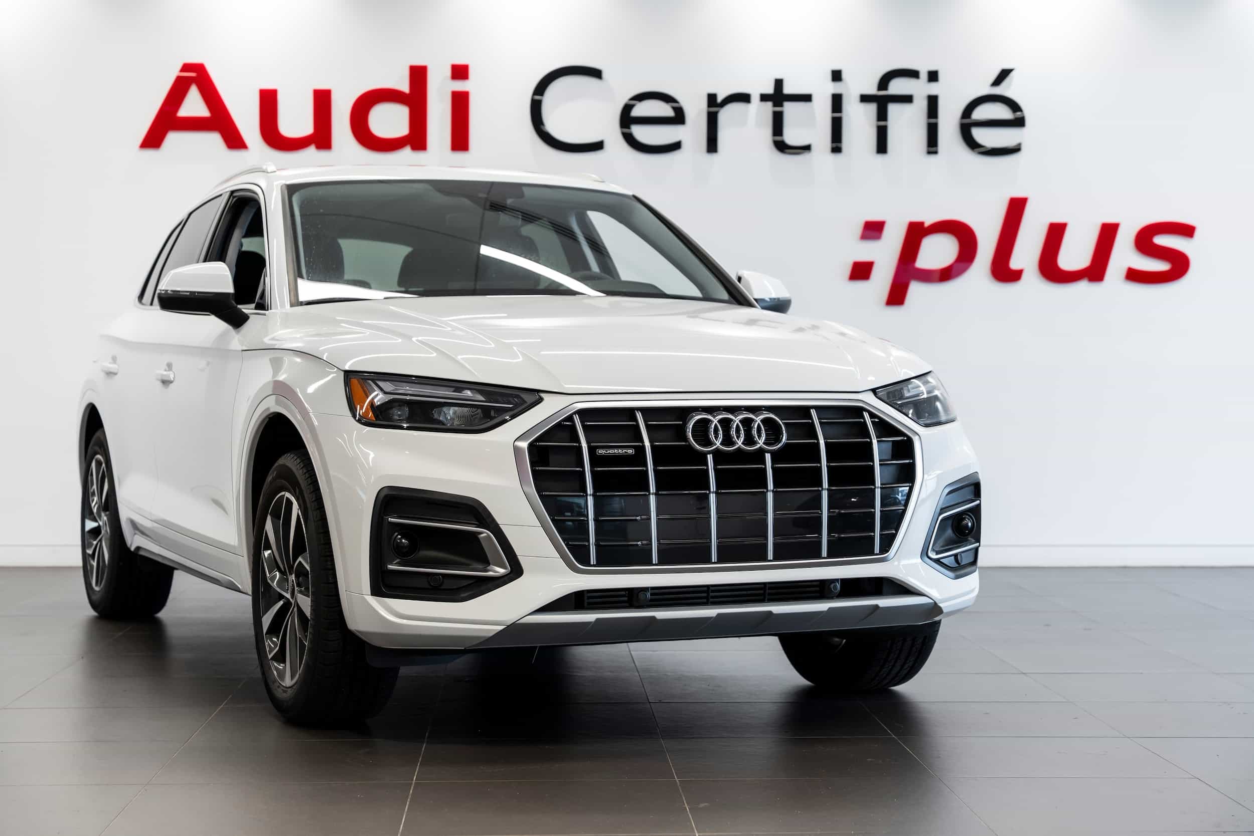 2025 Audi Q5 40 - Image 1