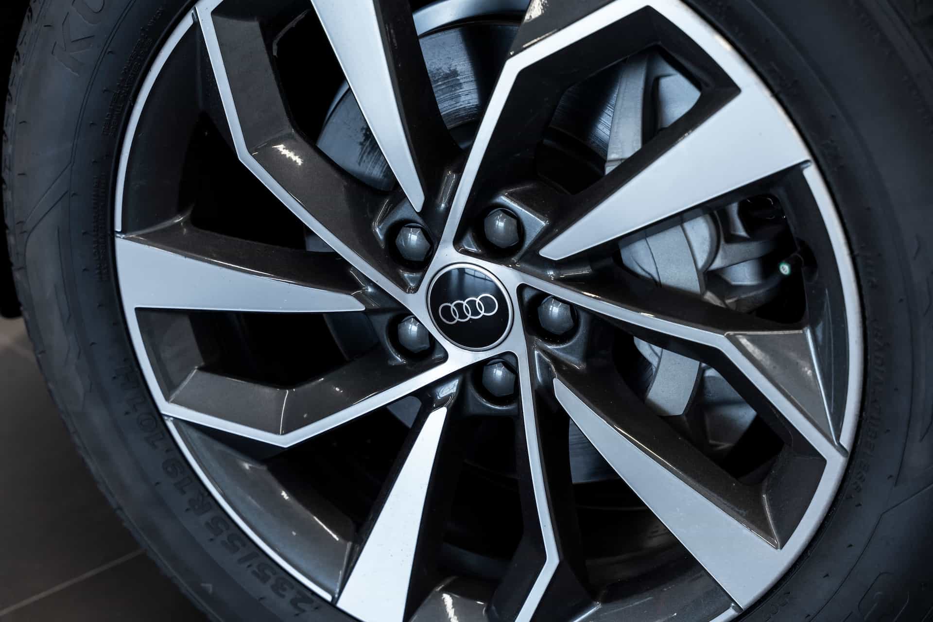 2025 Audi Q5 40 - Image 7