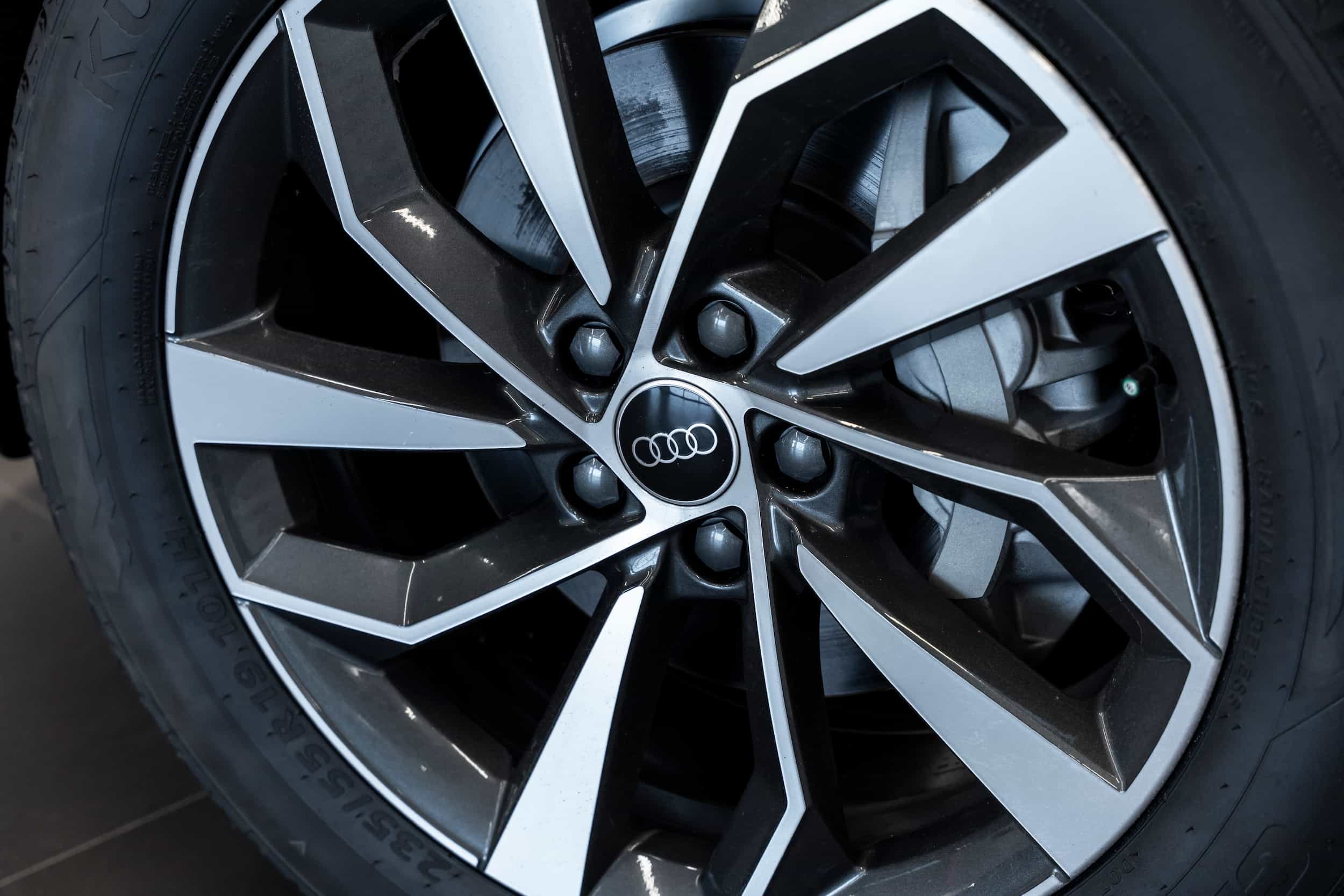 2025 Audi Q5 40 - Image 7