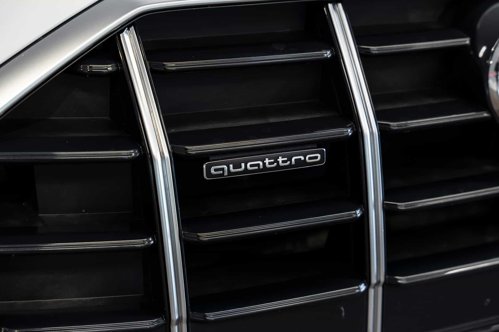 2025 Audi Q5 40 - Image 12