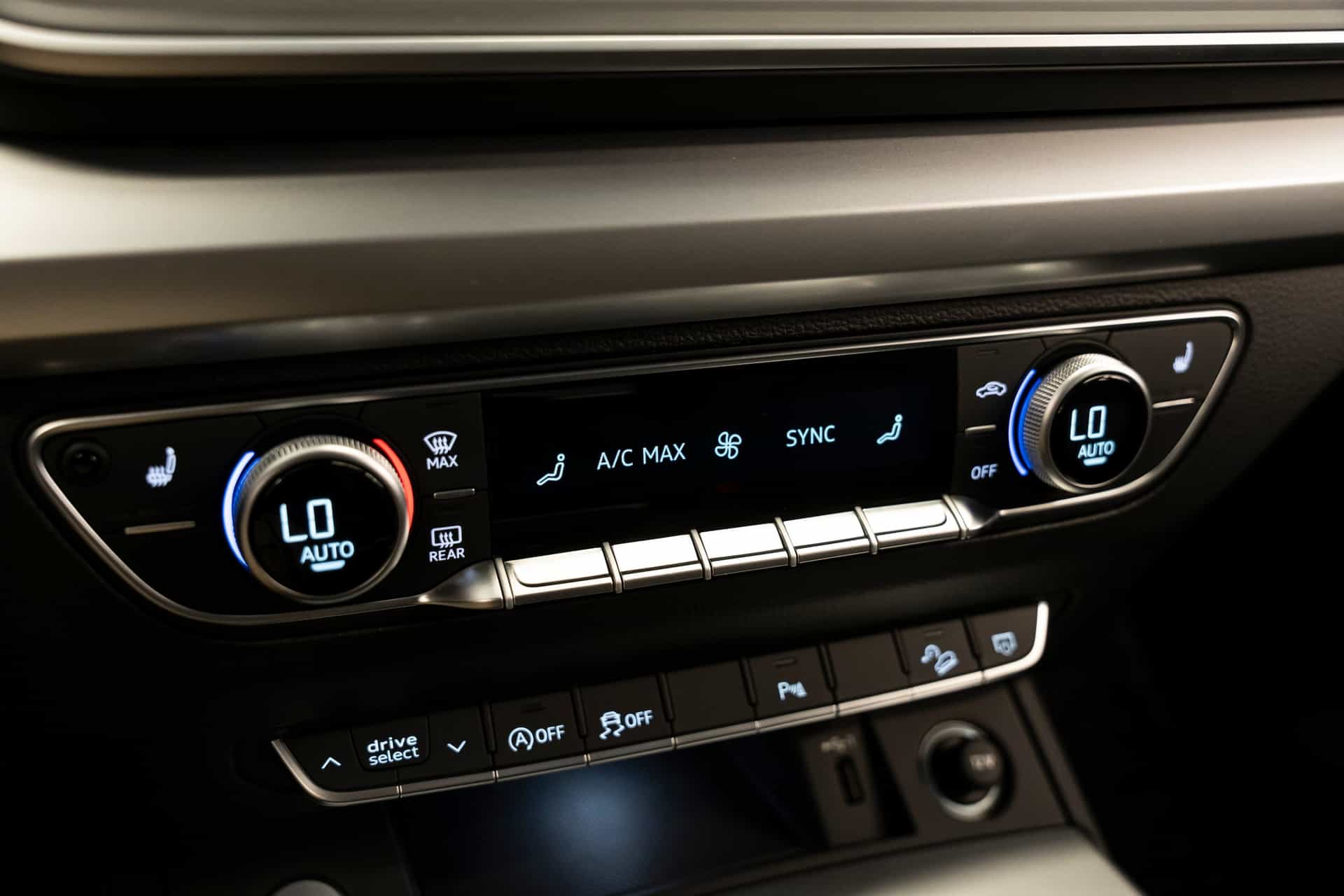 2025 Audi Q5 40 - Image 23