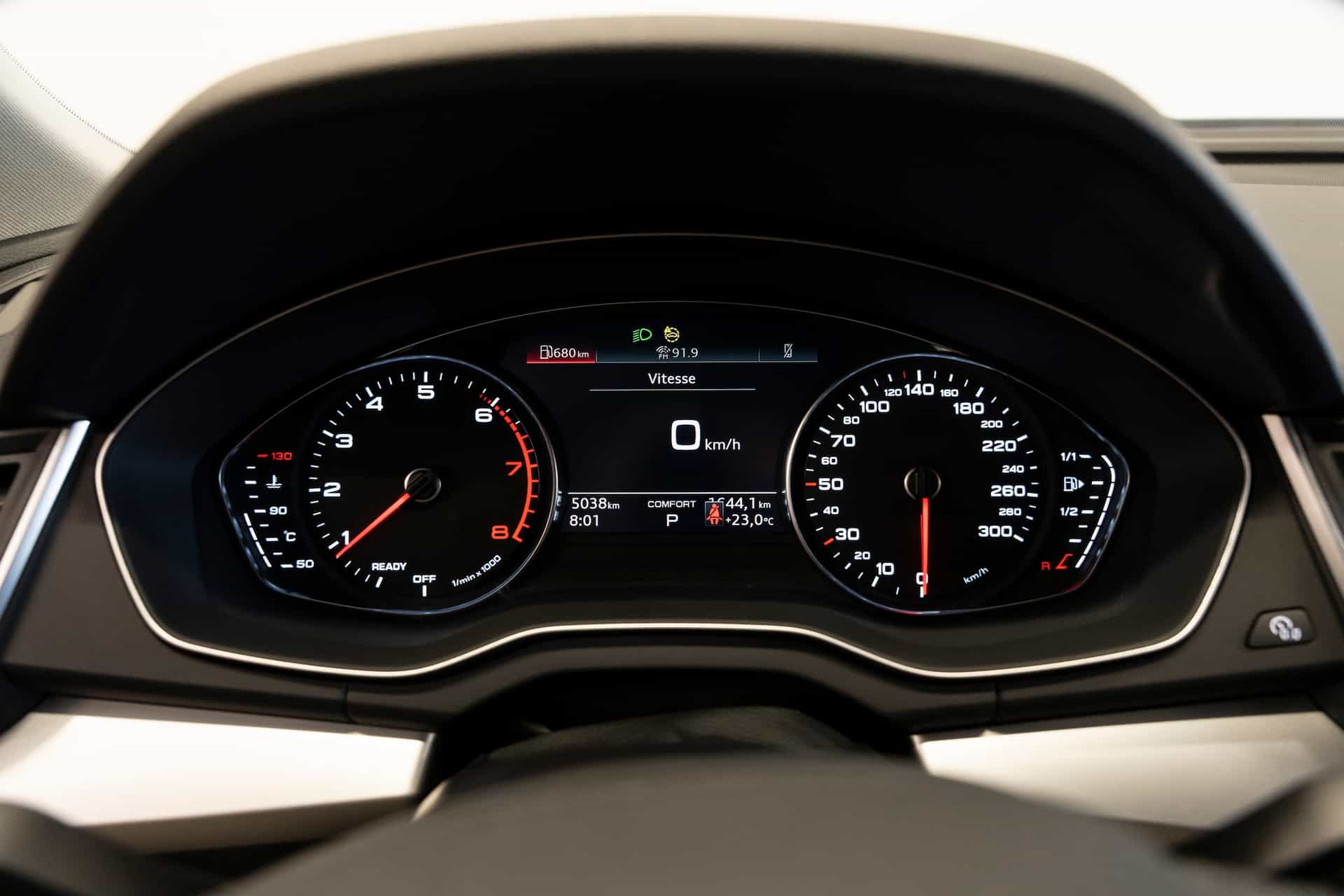 2025 Audi Q5 40 - Image 26