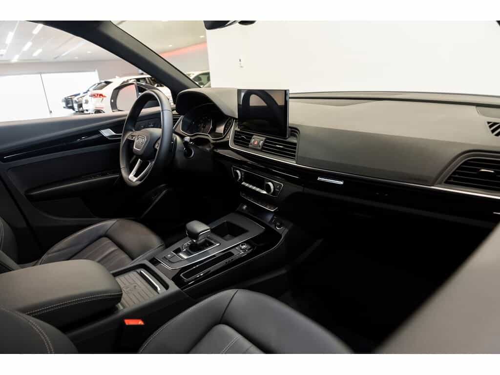 2025 Audi Q5 45 - Image 14