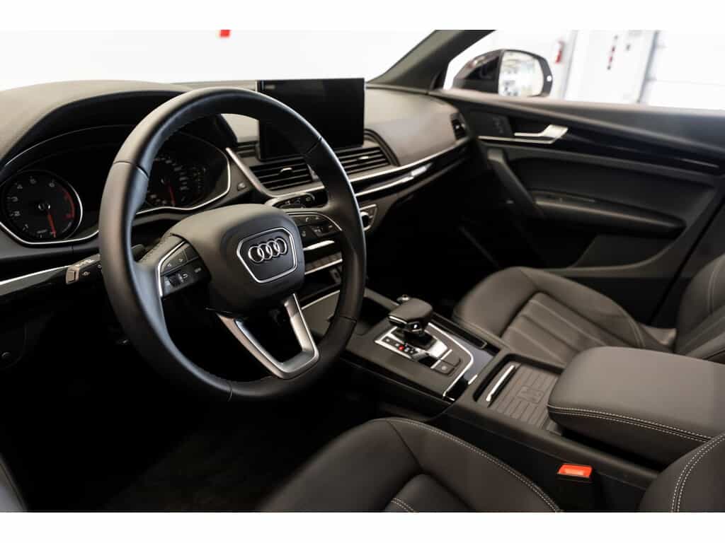 2025 Audi Q5 45 - Image 15
