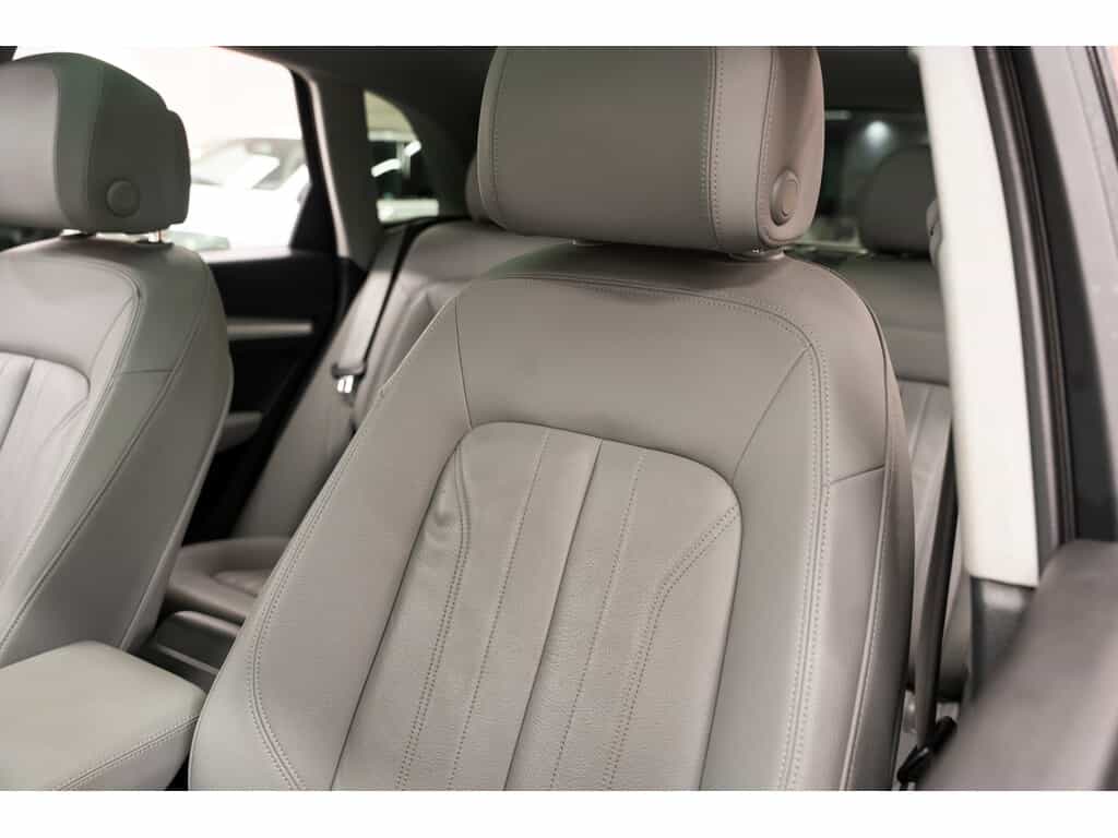 2018 Audi Q5 2.0T Progressiv - Image 19