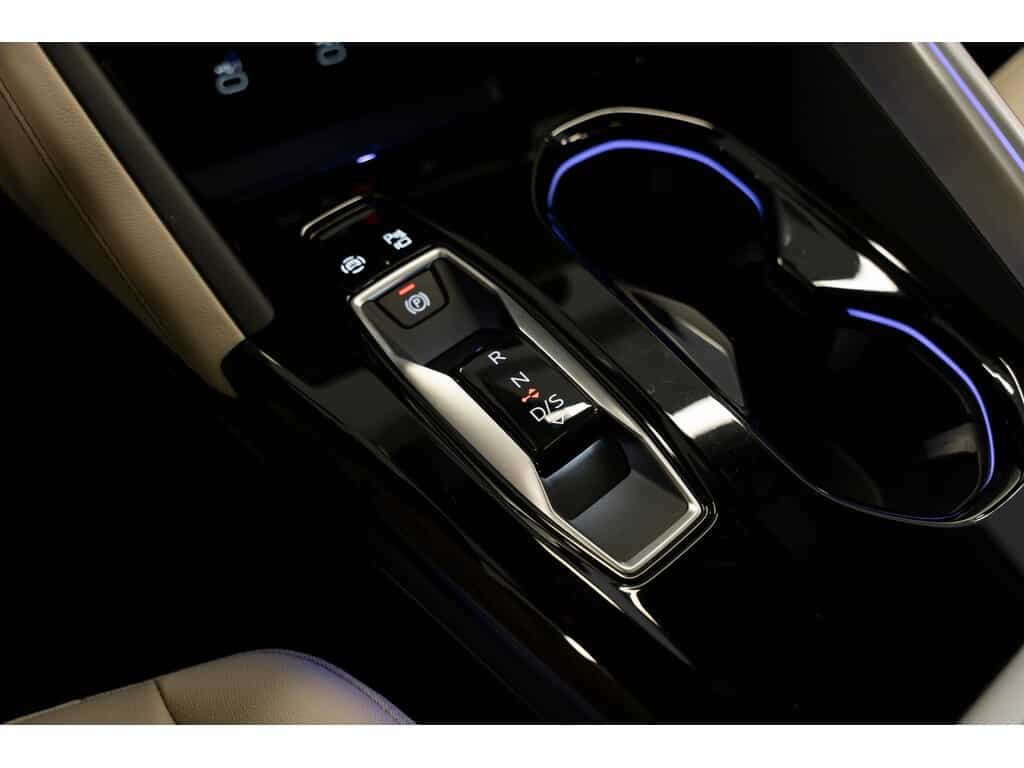 2025 Audi Q5 2.0T Progressiv - Image 16