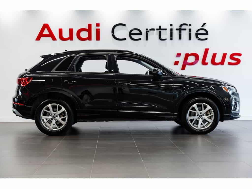 2023 Audi Q3 45 Komfort - Image 3