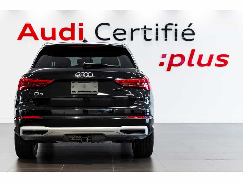 2023 Audi Q3 45 Komfort - Image 4