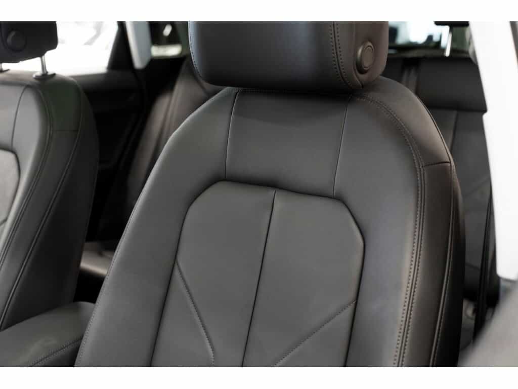 2023 Audi Q3 45 Komfort - Image 19