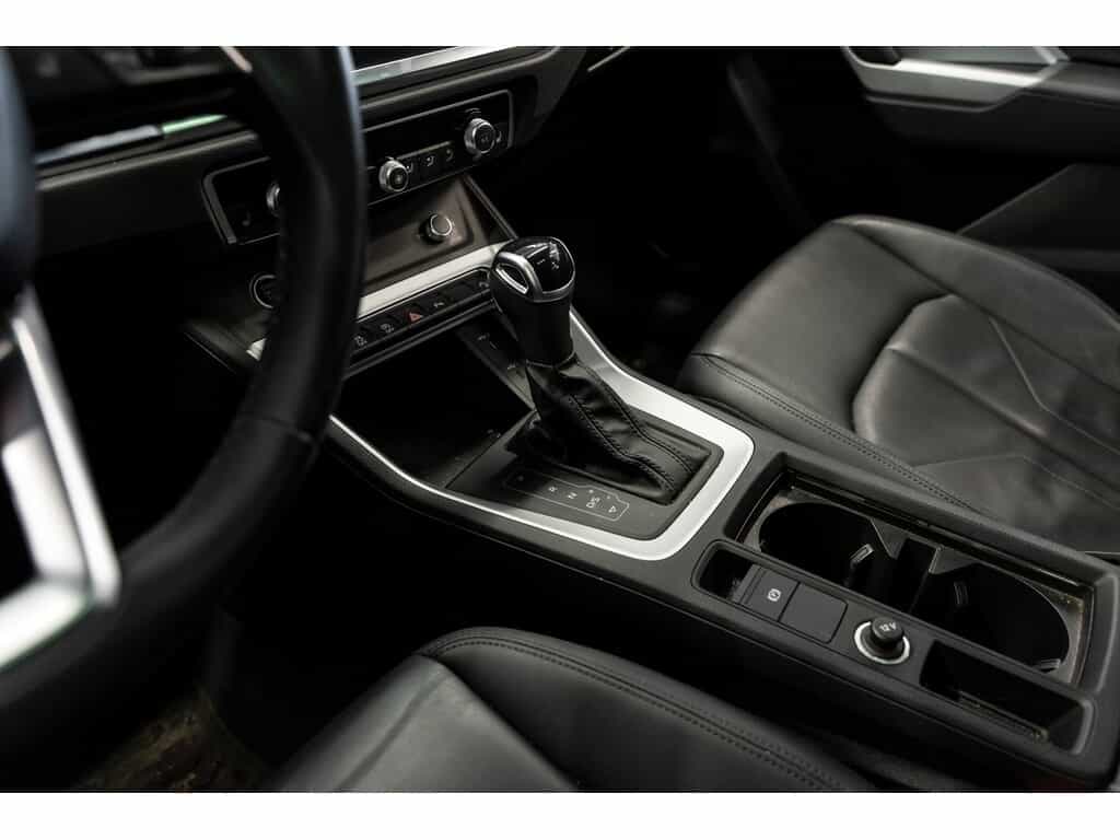 2023 Audi Q3 45 Komfort - Image 22