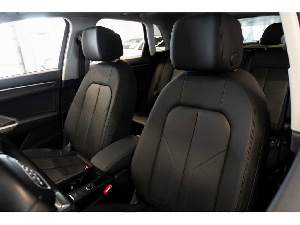 2023 Audi Q3 40 Progressiv - Image 17