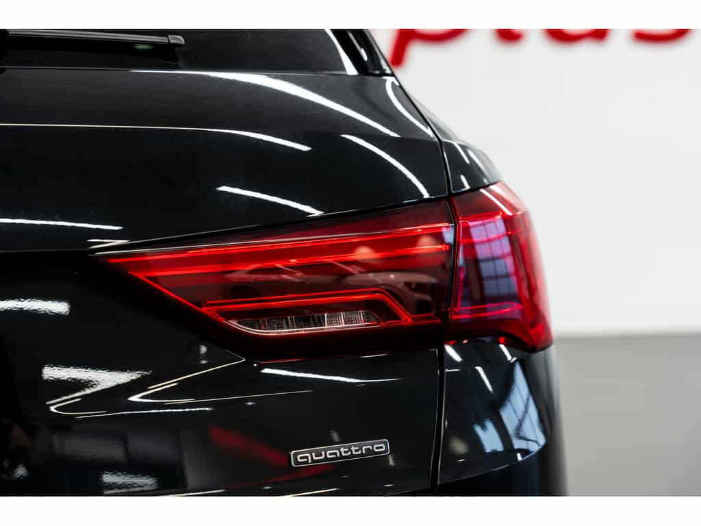 2020 Audi Q3 Progressiv 45 TFSI quattro - Image 8