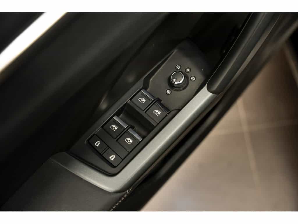 2020 Audi Q3 Progressiv 45 TFSI quattro - Image 26