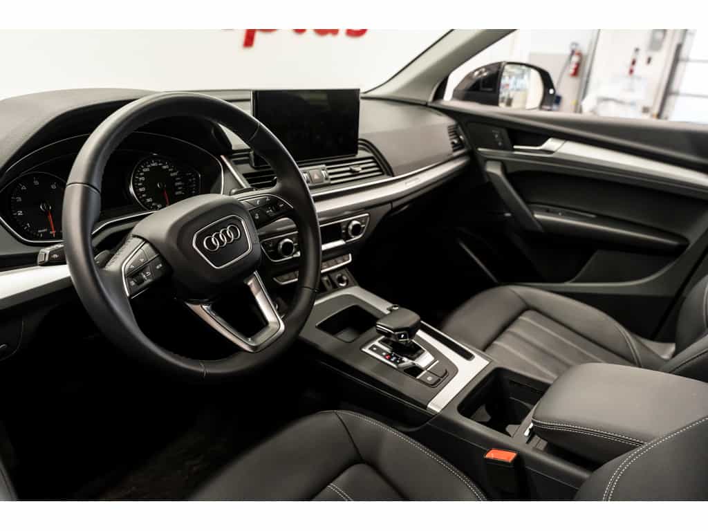 Image 11 Audi Q5 45 TFSI quattro 2025