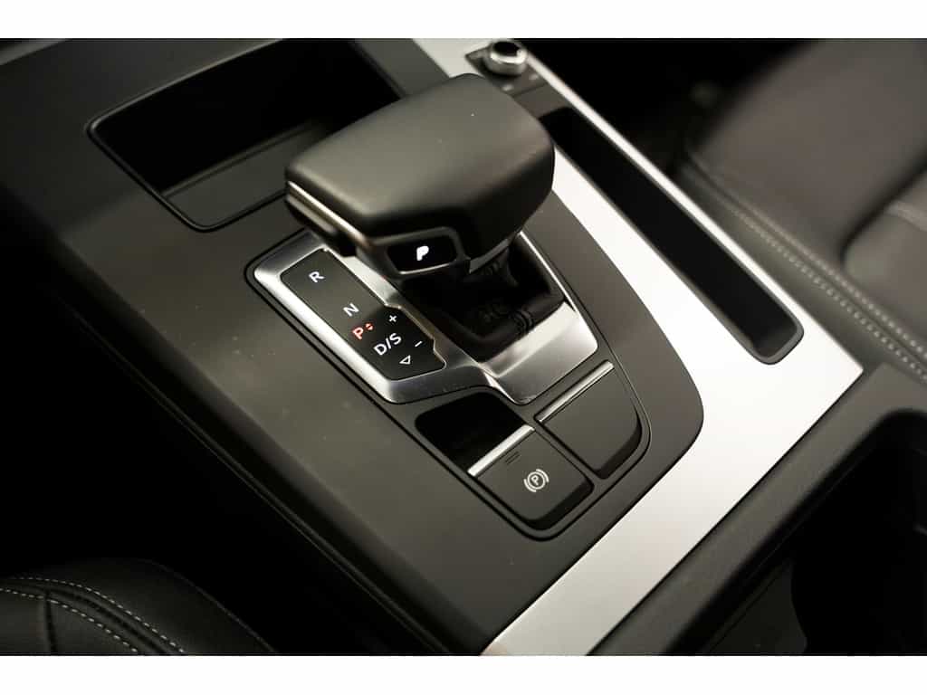 Image 18 Audi Q5 45 TFSI quattro 2025