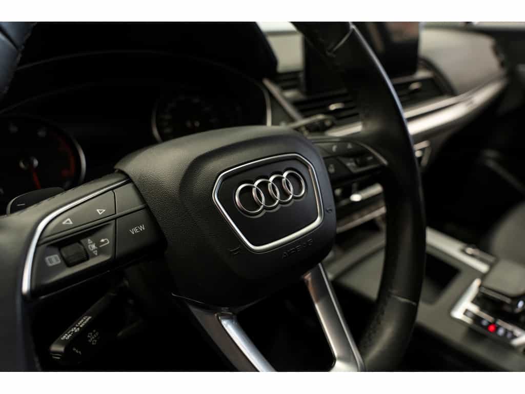 2023 Audi Q5 40 Komfort Quattro - Image 11