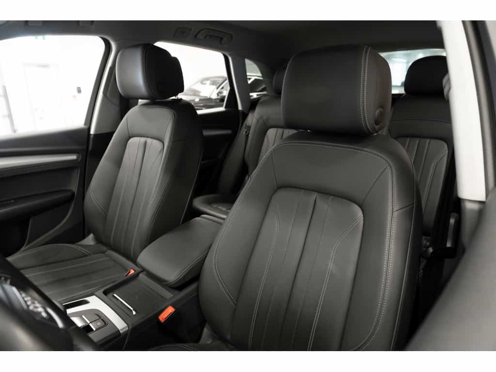 2023 Audi Q5 40 Komfort Quattro - Image 12