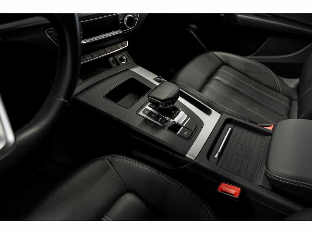 2023 Audi Q5 40 Komfort Quattro - Image 16