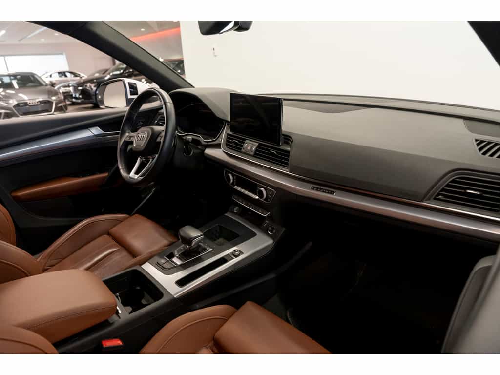 2023 Audi Q5 45 Progressiv - Image 6