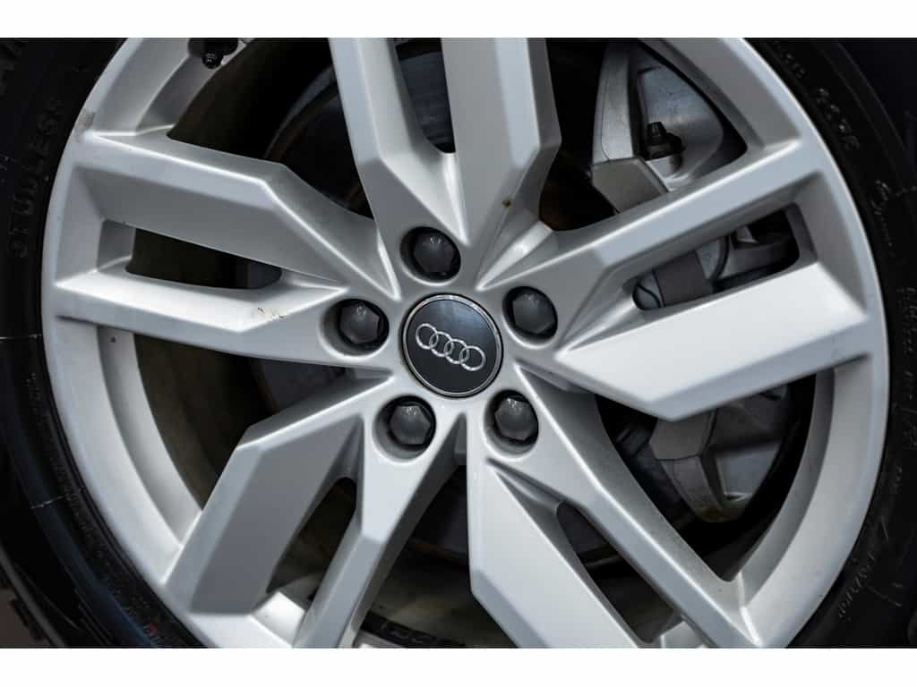 2020 Audi Q5 45 Komfort - Image 8