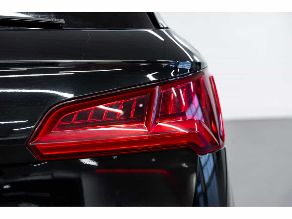 2020 Audi Q5 45 Komfort - Image 27