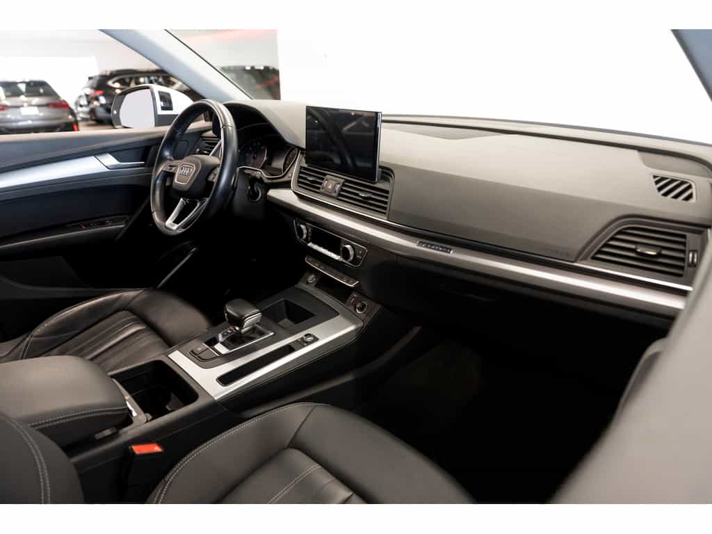 2022 Audi Q5 45 Komfort - Image 7