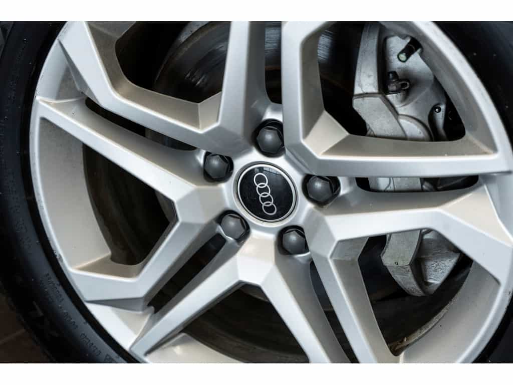 2022 Audi Q5 45 Komfort - Image 8