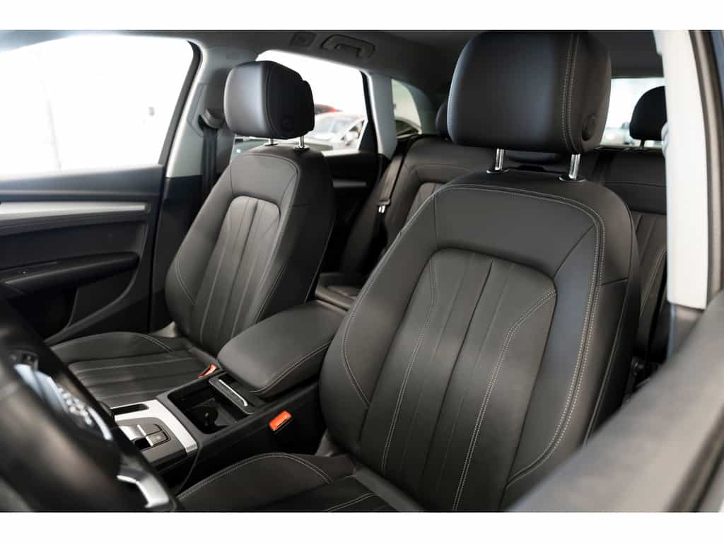 2022 Audi Q5 45 Komfort - Image 12