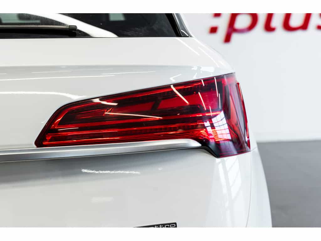 2022 Audi Q5 45 Komfort - Image 23