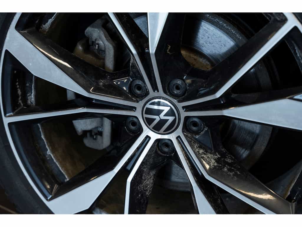 2023 Volkswagen Tiguan Highline - Image 8