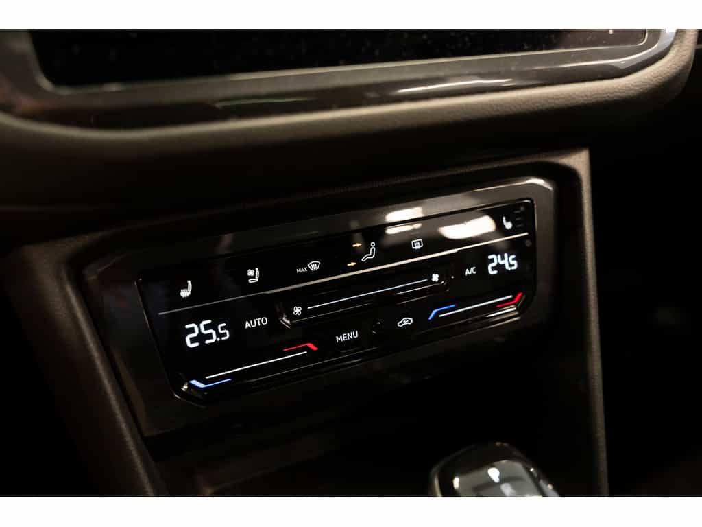 2023 Volkswagen Tiguan Highline - Image 19