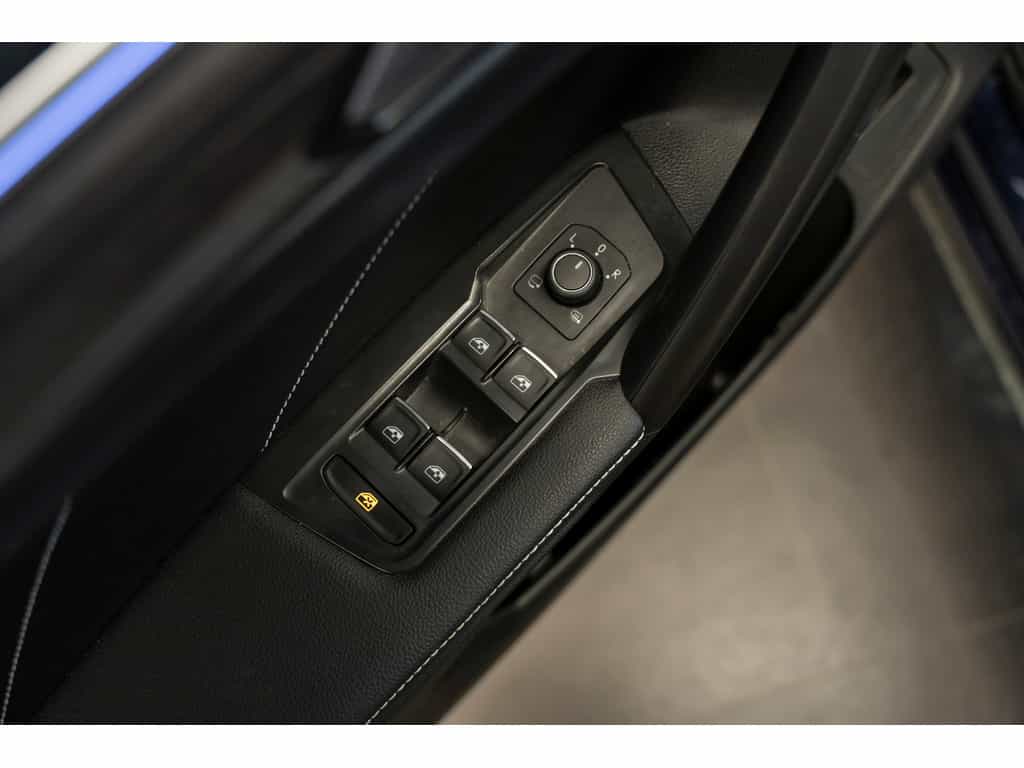 2023 Volkswagen Tiguan Highline - Image 22