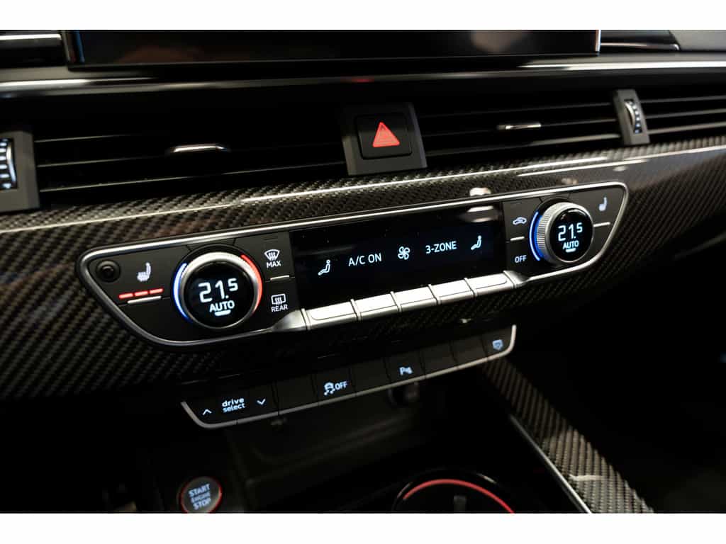 2022 Audi RS 5 Sportback Progressiv Black Optics Premium Pack - Image 22