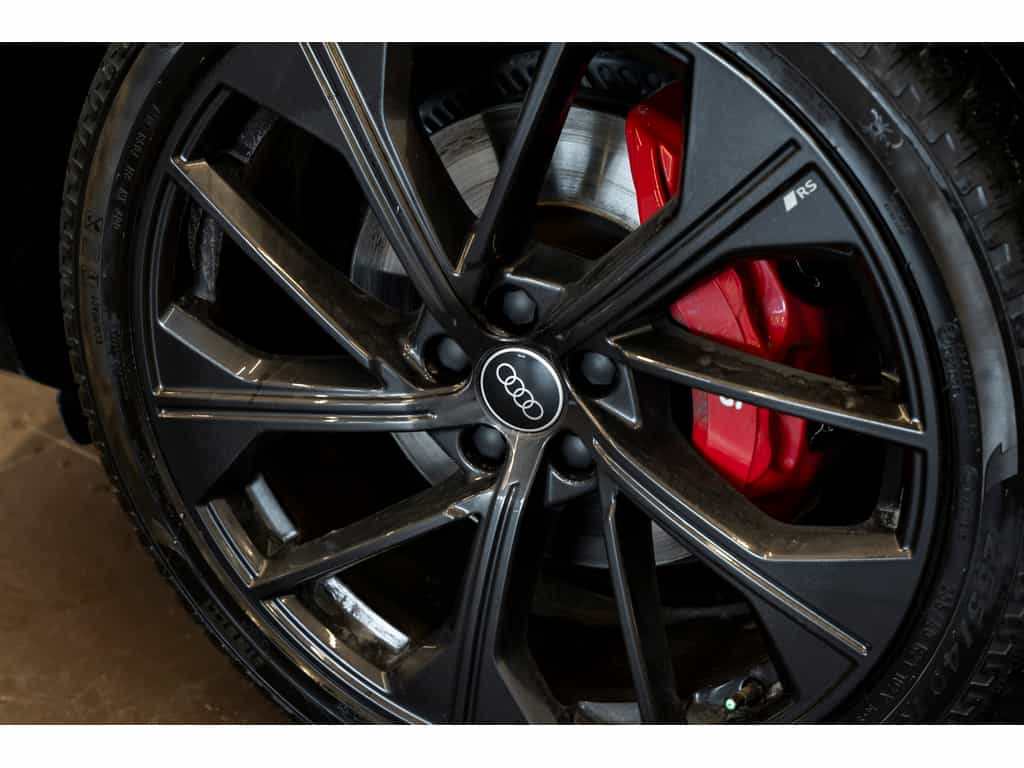 2025 Audi SQ5 Progressiv - Image 8