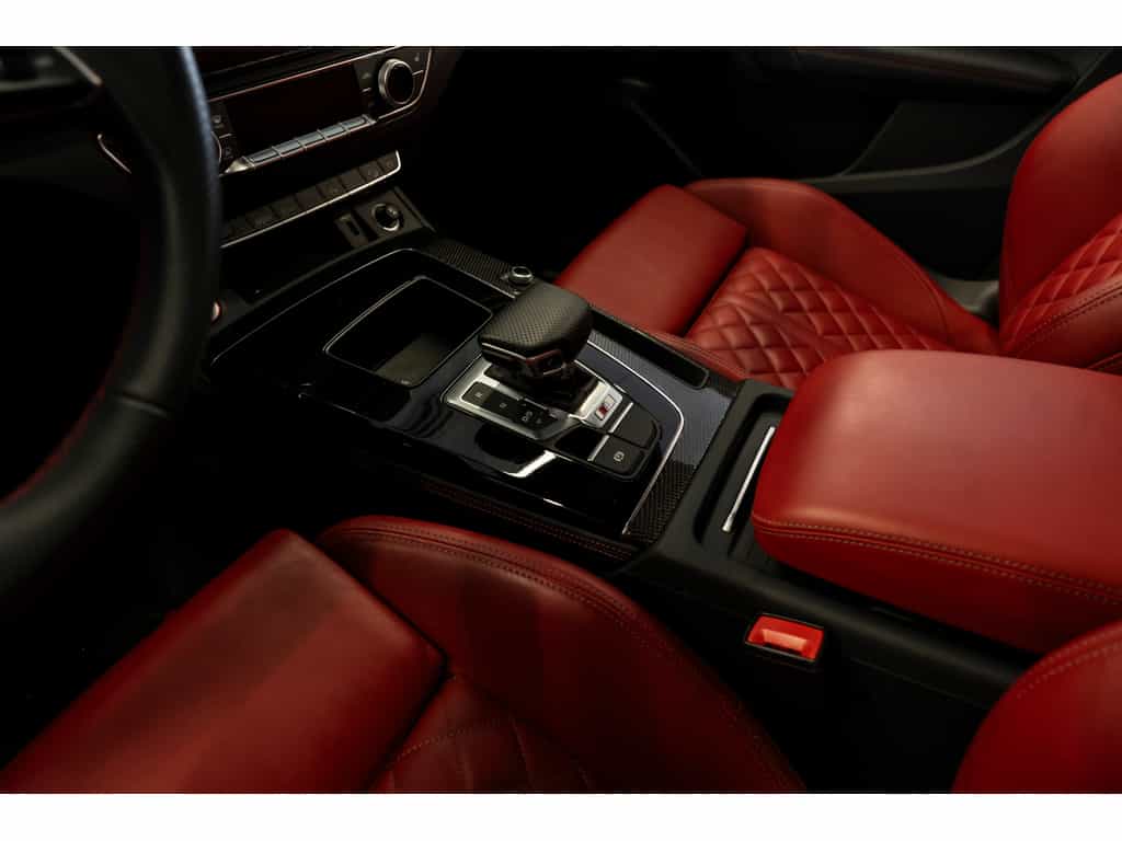 2025 Audi SQ5 Progressiv - Image 16