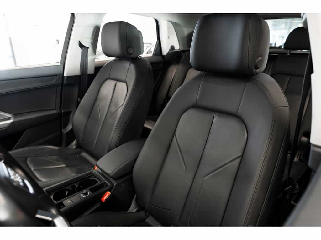 2022 Audi Q3 45 Komfort Quattro Toit panoramique - Image 13