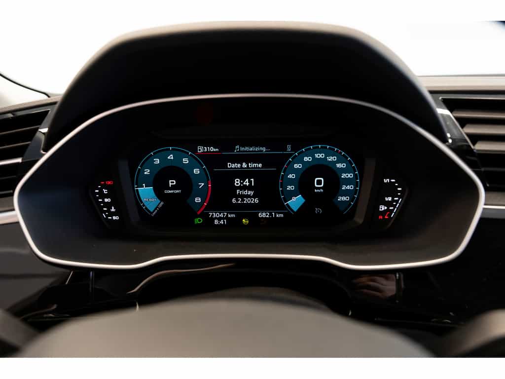 2022 Audi Q3 45 Komfort Quattro Toit panoramique - Image 21