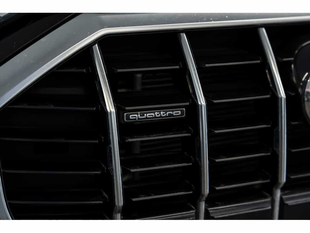 2022 Audi Q3 45 Komfort Quattro Toit panoramique - Image 26