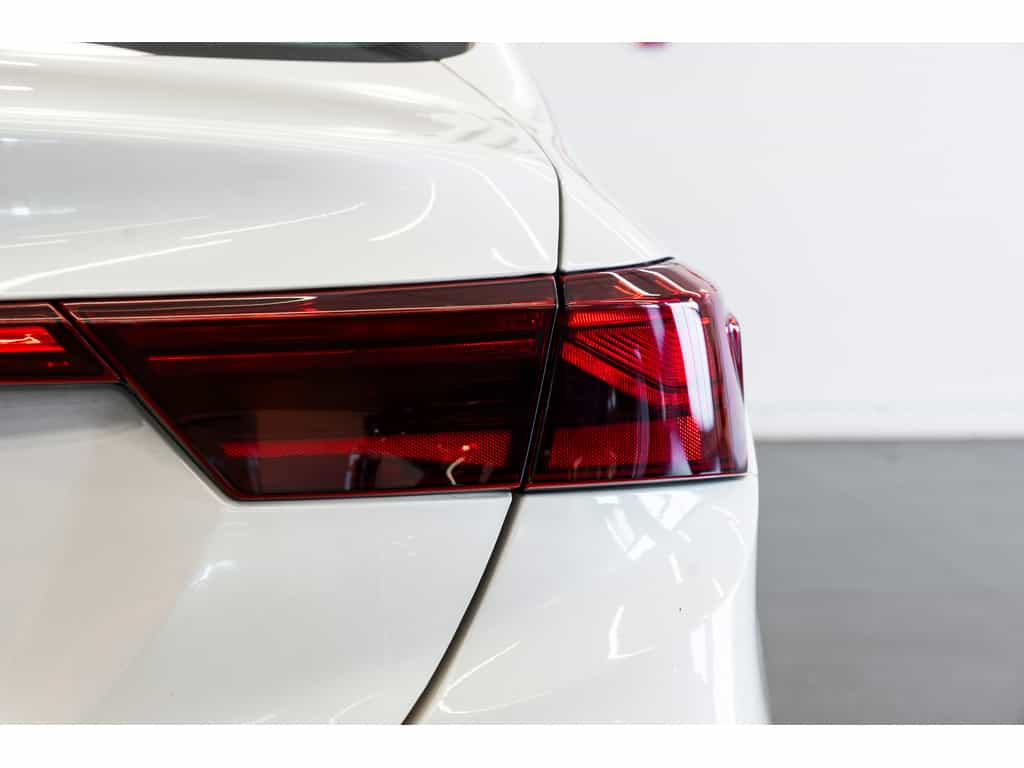 2020 Kia Forte LX - Image 16