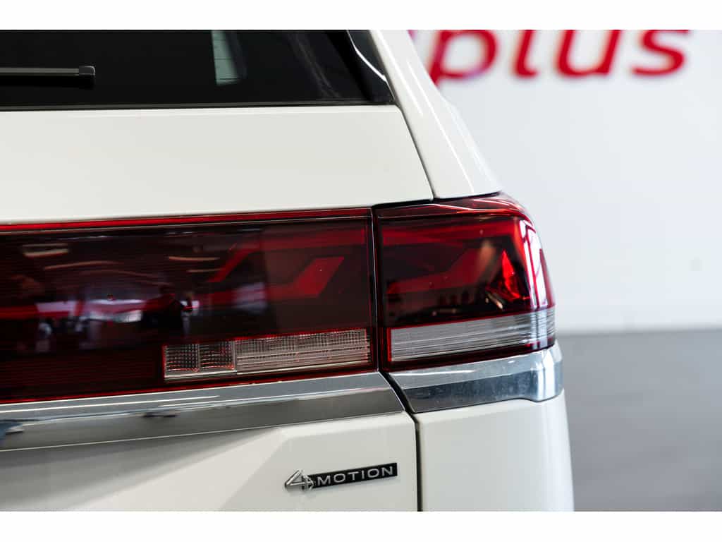 2025 Volkswagen Atlas Execline - Image 6