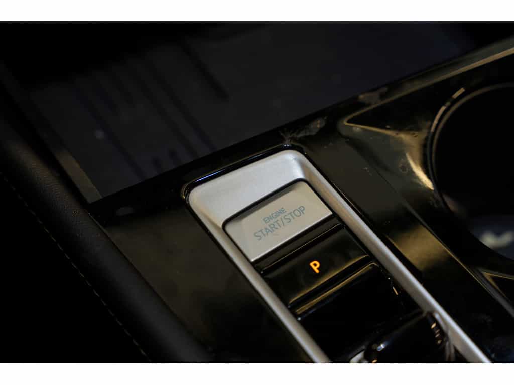 2025 Volkswagen Atlas Execline - Image 24