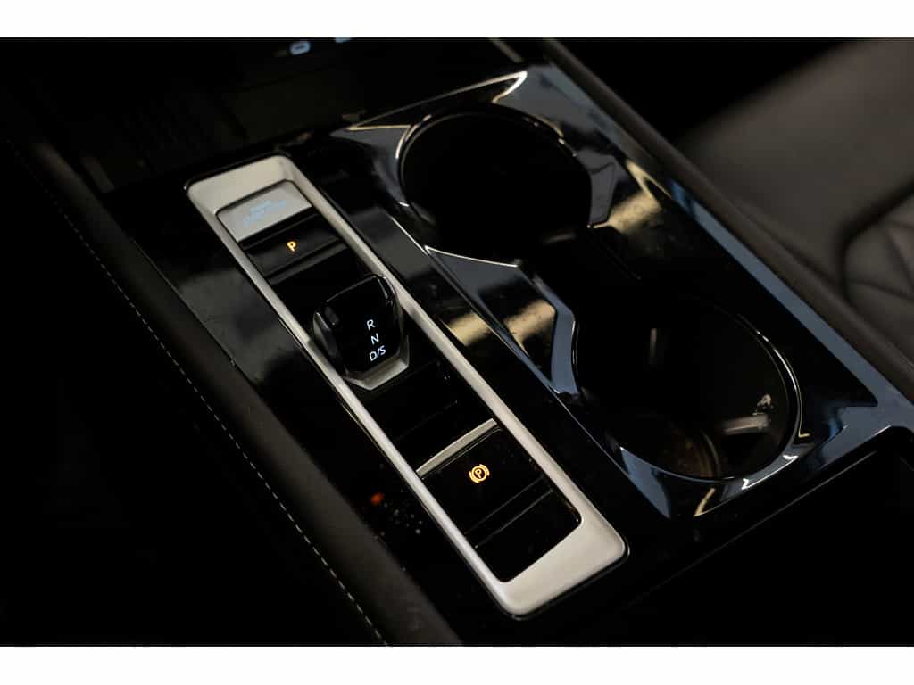 2025 Volkswagen Atlas Execline - Image 27