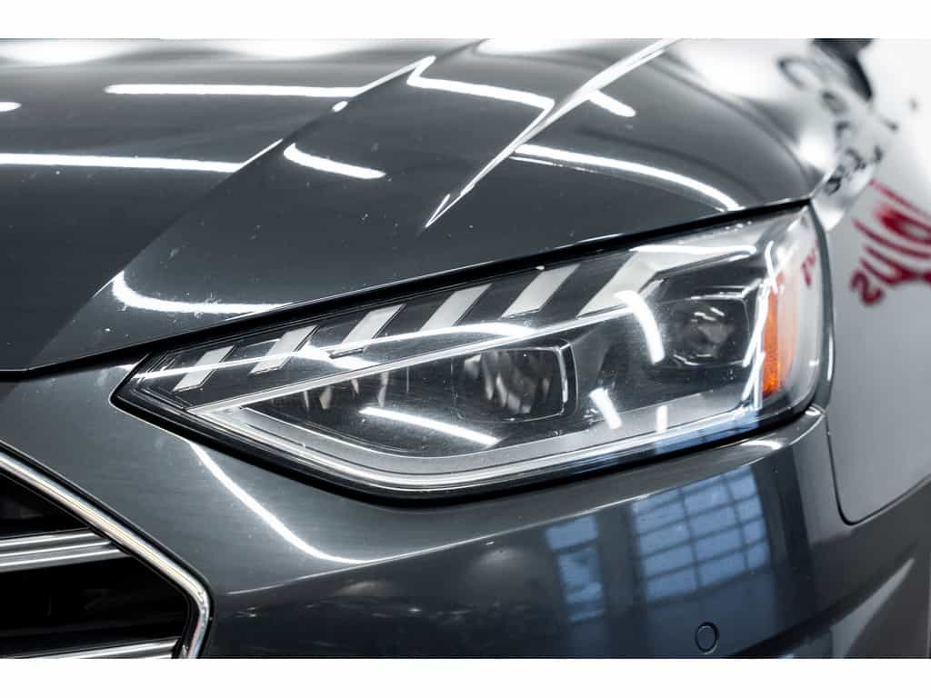 2021 Audi A4 45 Komfort Quattro Convenience Package - Image 10