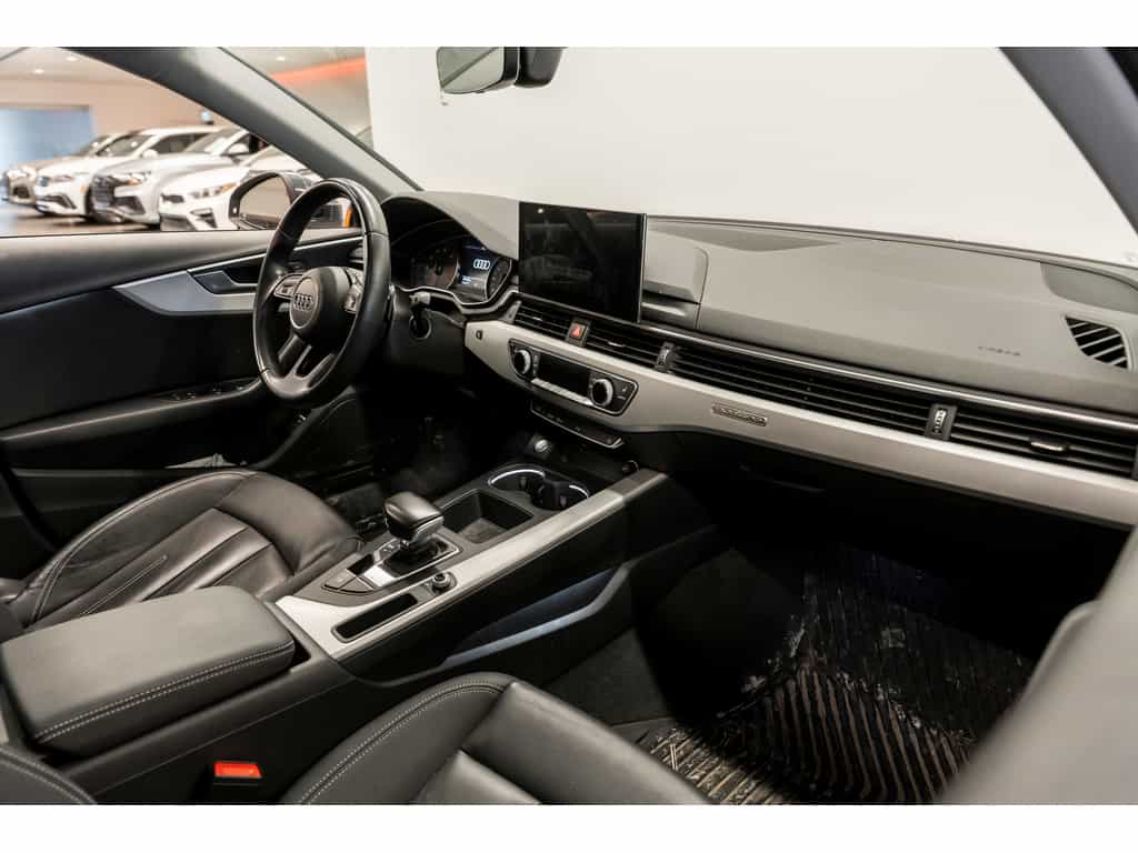 Image 6 Audi A4 45 Komfort Quattro Convenience Package 2021