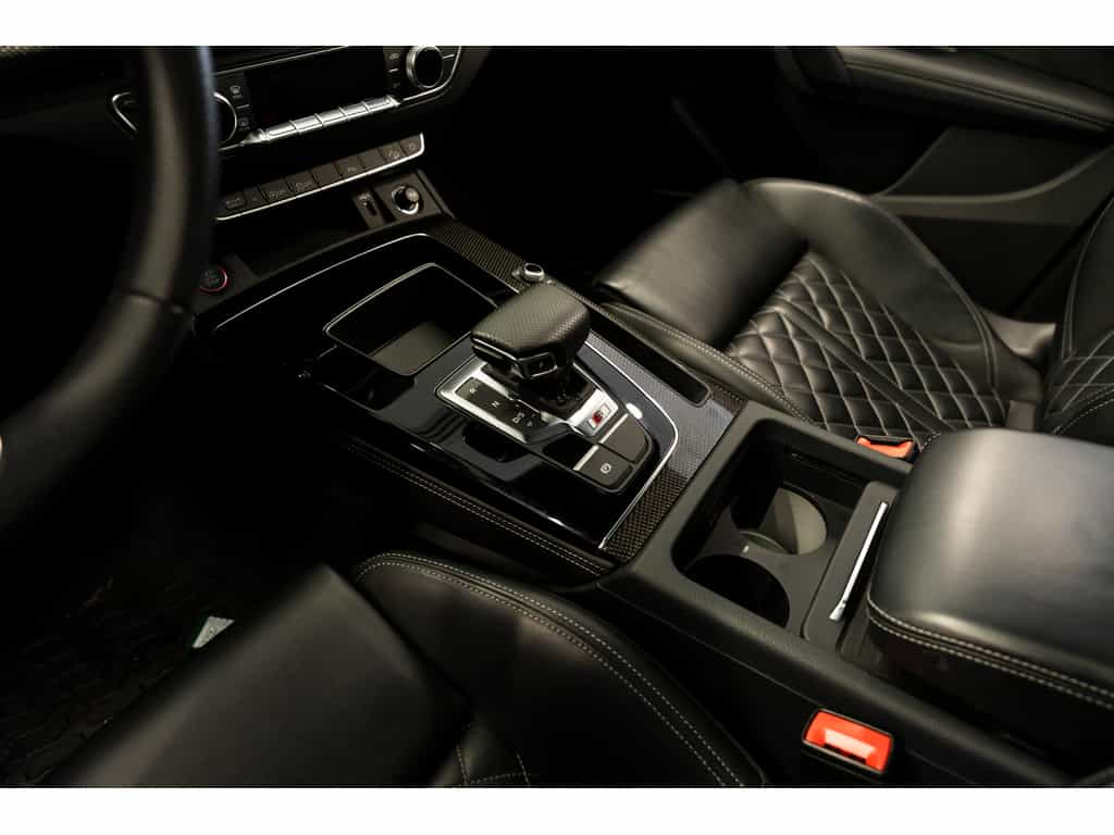 2024 Audi SQ5 Technik Black Optics Dynamic Package - Image 22