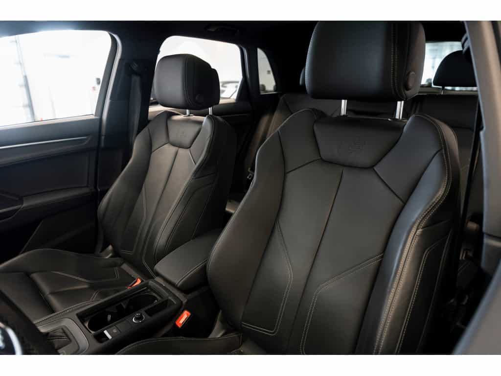 2024 Audi Q3 Progressiv - Image 14