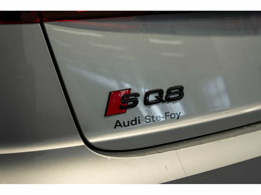 2023 Audi SQ8 V8 4.0L TFSI Black Optics - Image 26