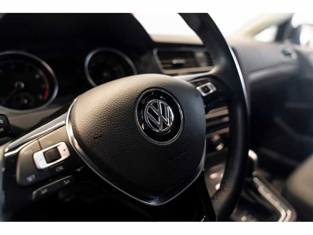 Image 19 Volkswagen Golf 1.8 TSI Trendline 2018