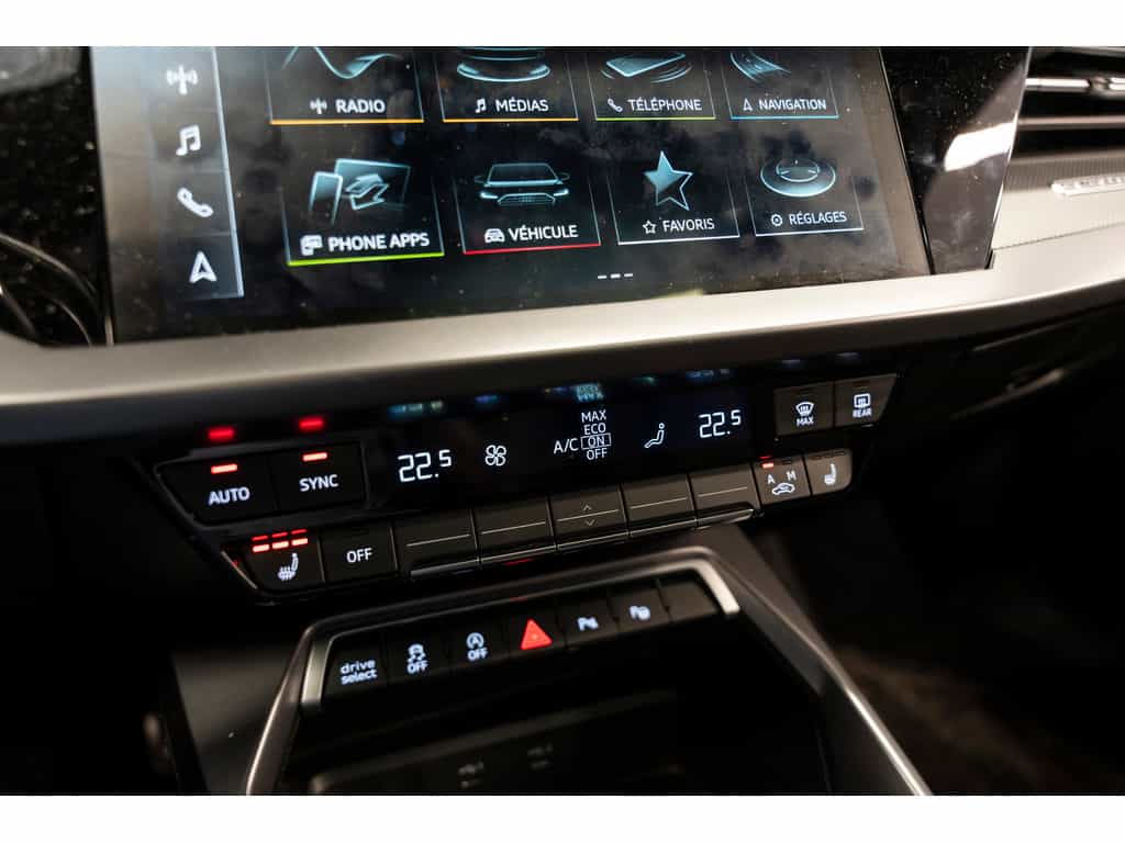 2023 Audi S3 Quattro Sport Exhaust Toit panoramique - Image 20