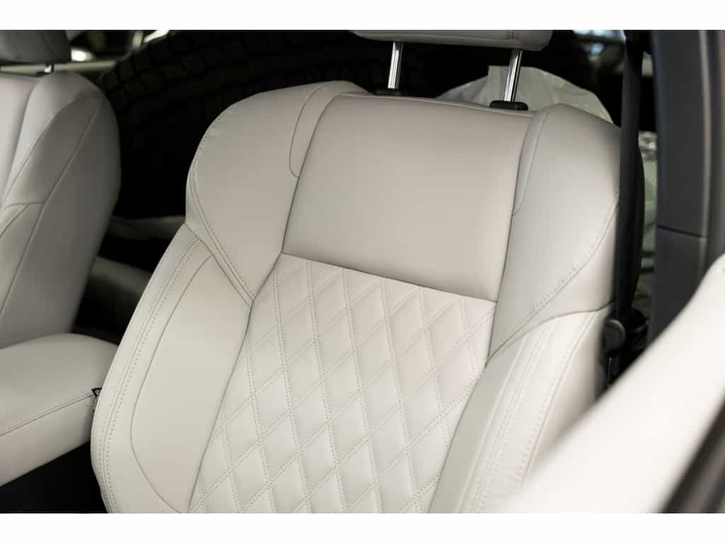 2024 Mitsubishi Outlander PHEV - Image 18